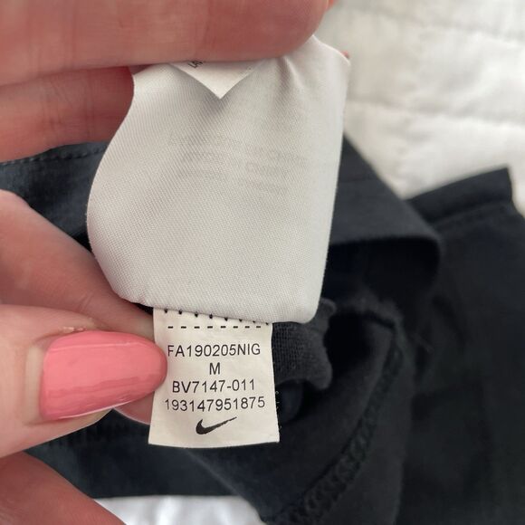 RARE Nike Womens Cropped Tee Long Sleeve Rainbow Logo Black Womens Size Medium M - Picture 7 of 8